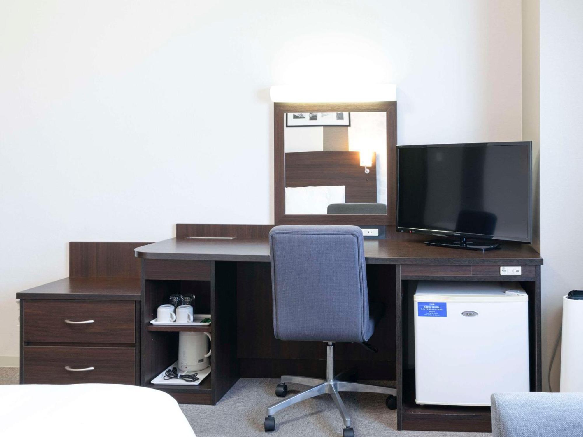 Comfort Hotel Central International Airport Тюбу Экстерьер фото