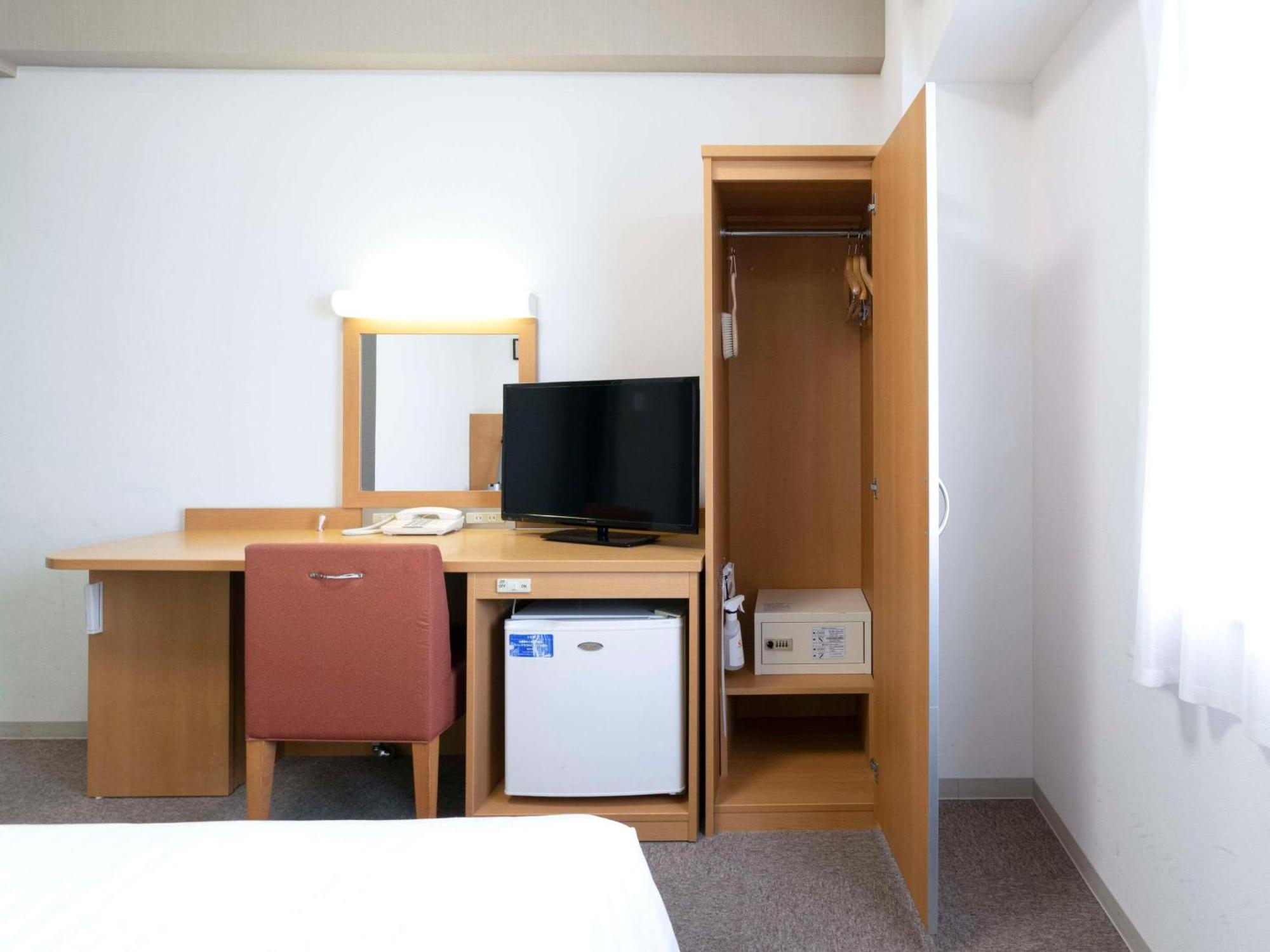Comfort Hotel Central International Airport Тюбу Экстерьер фото